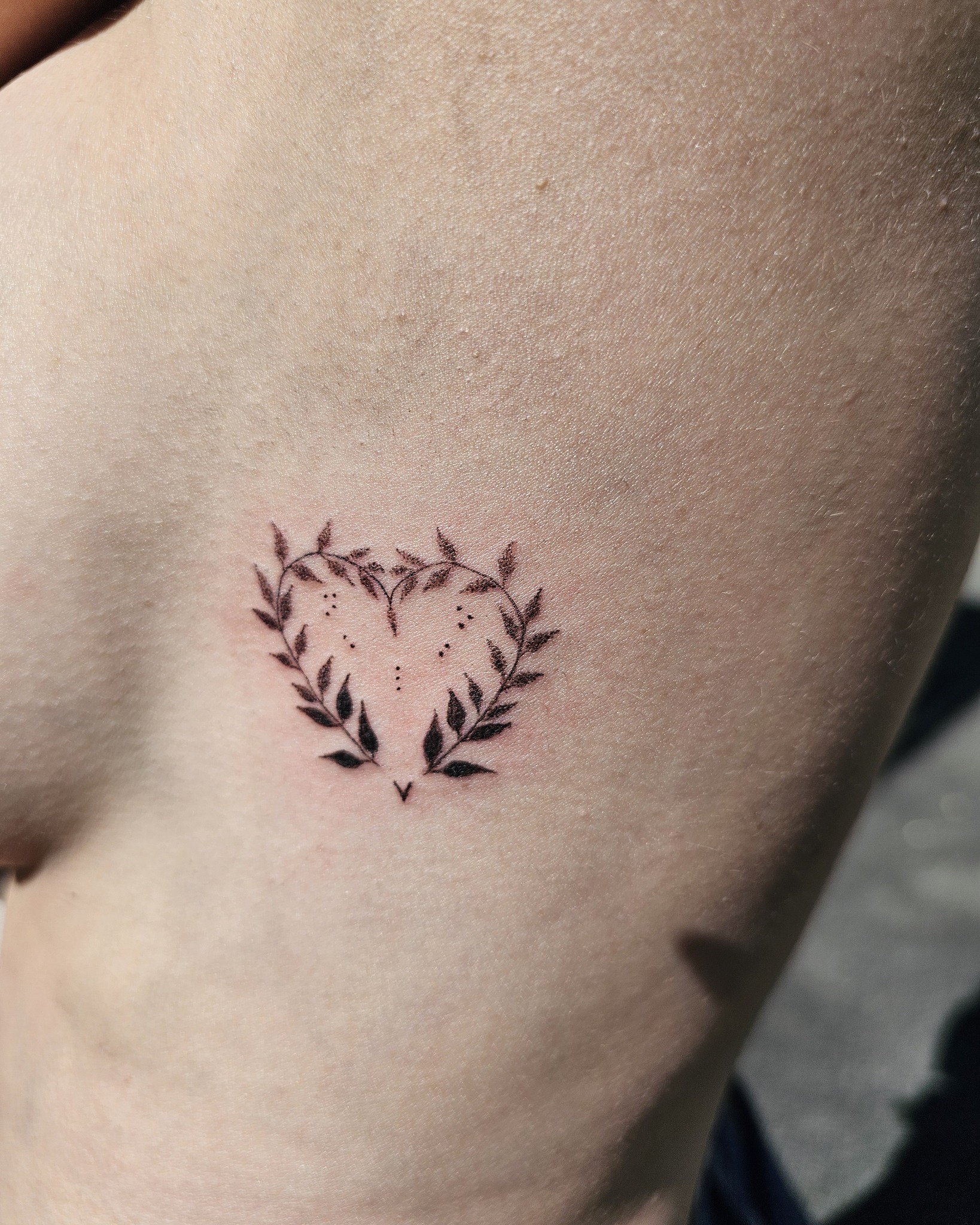 Tatouage sur Marine pour son Nelio d amour, son champion ! Merci beaucoup de m avoir confié ce projet ! #pau #tattoolife #paumaville #tatouage #paloise #villedepau #lescar #tatoueuse #tattooing #tattooart #palois #bearn #paumaville64 #billere #tatouagefemme #tattoos #tattoo #vivreapau #tattooartist #lons